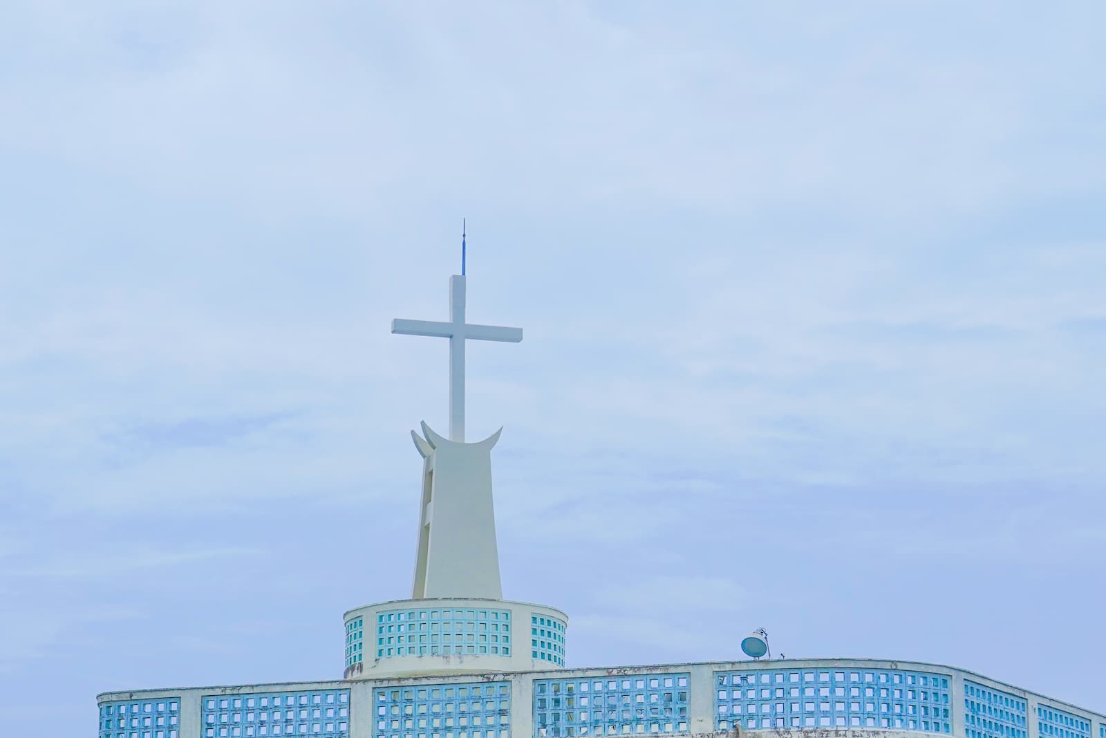 日本キリスト教団 読谷教会 牧師 具志堅 篤イメージ画像